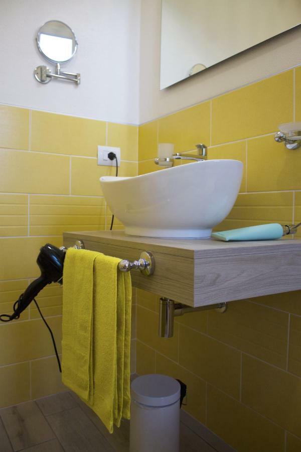 B&B L'Arcobaleno Pula Bagian luar foto